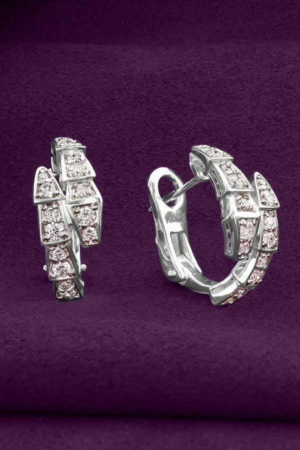 Серьги из белого золота c бриллиантами