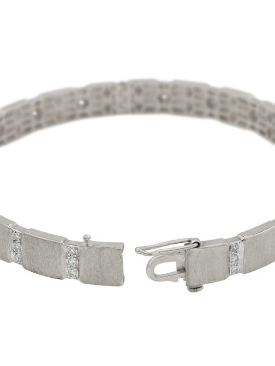 Браслет из белого золота c бриллиантами