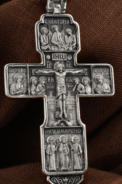 Крест из белого золота