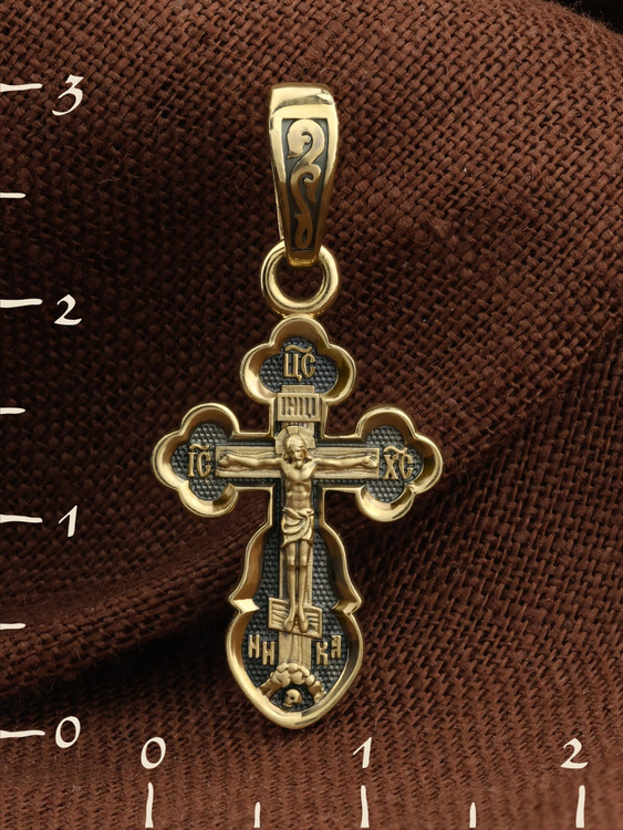 Крест из лимонного золота