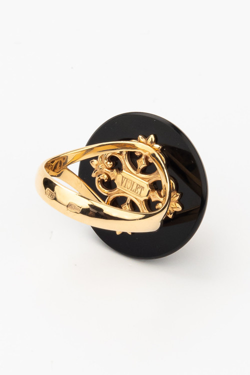 Кольцо из золота c ониксом