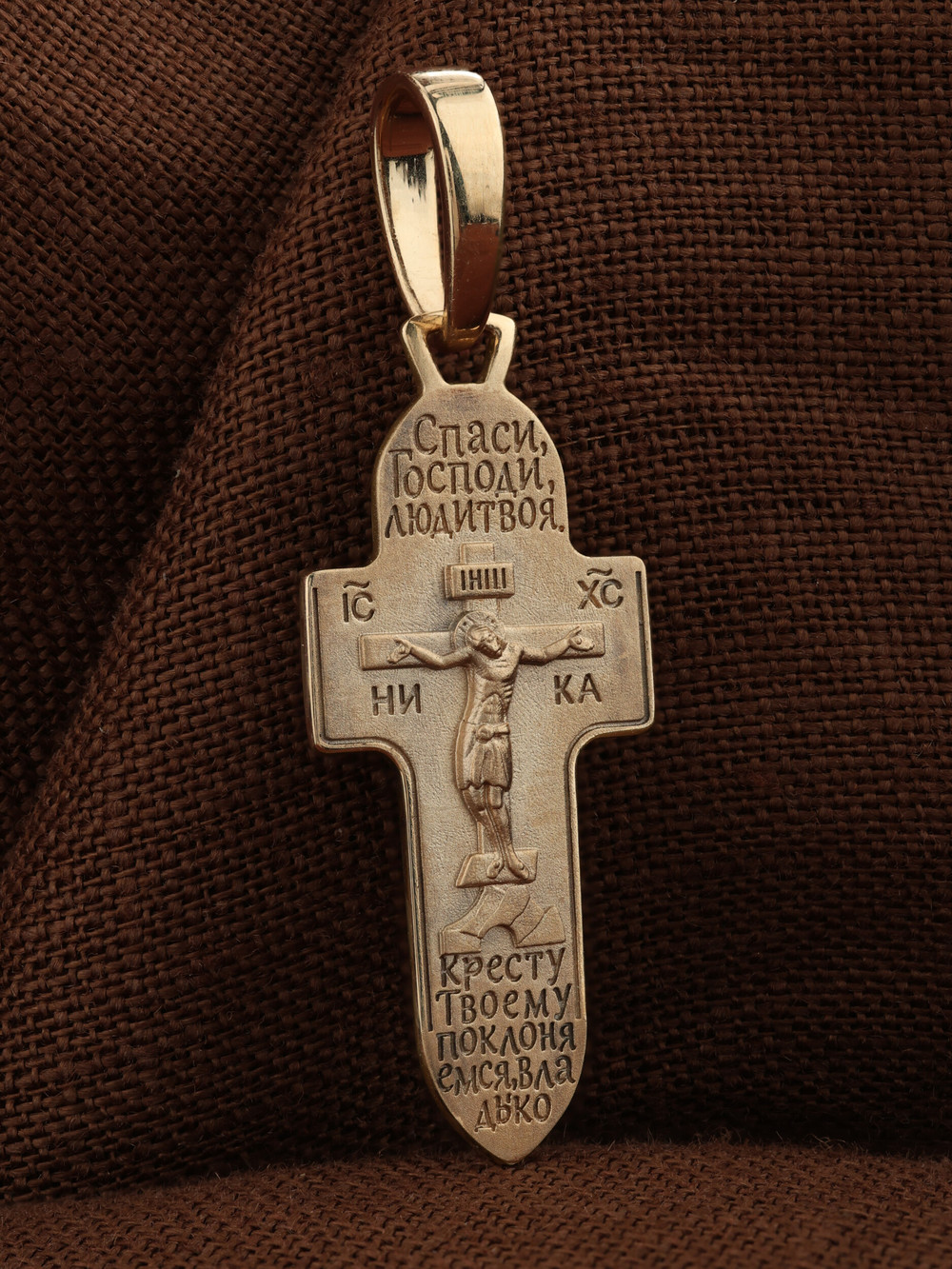 Крест из золота