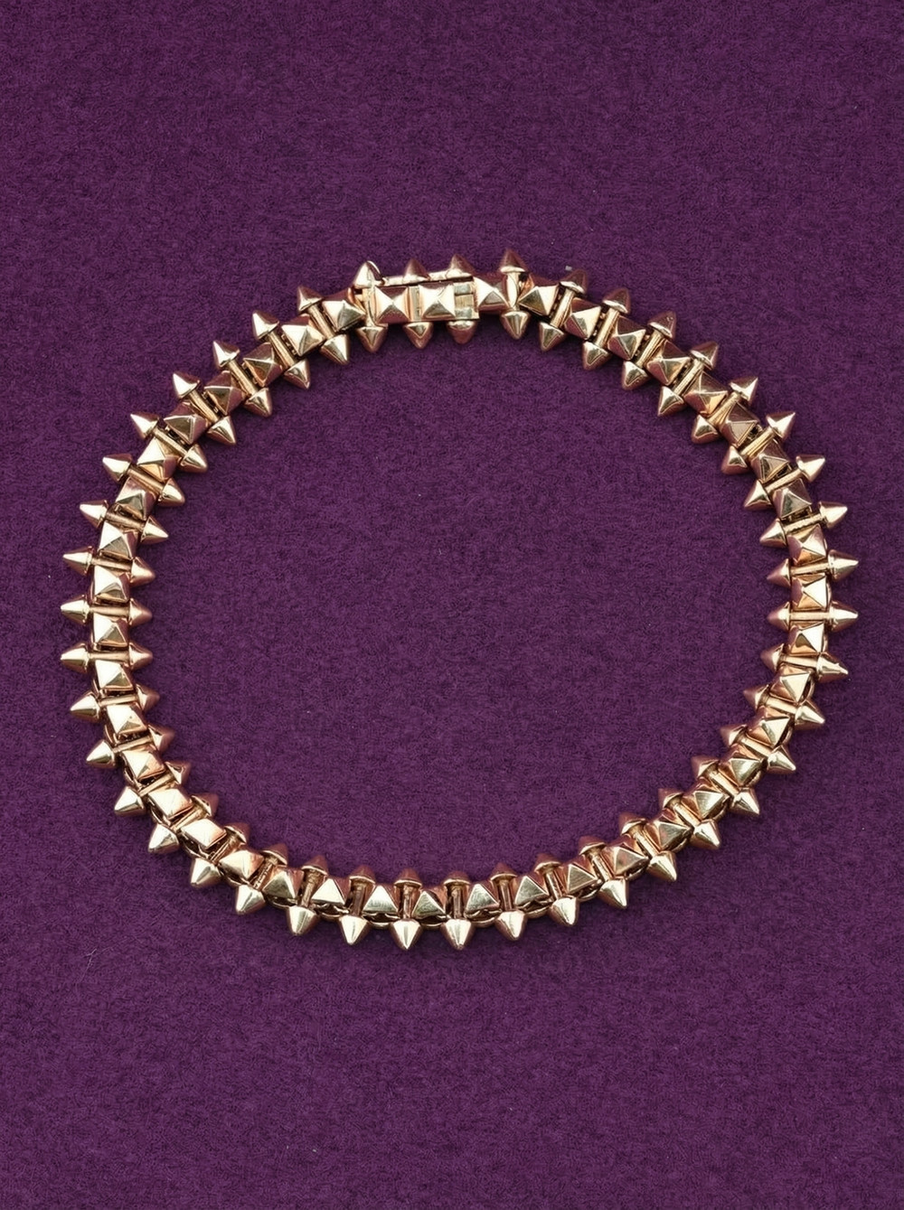 Браслет из розового золота