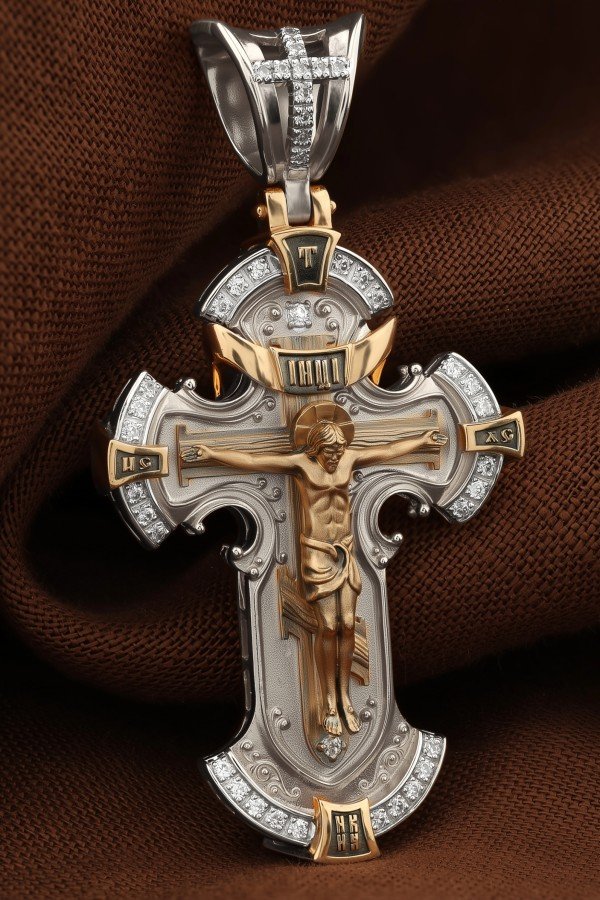 Крест из белого золота c бриллиантами