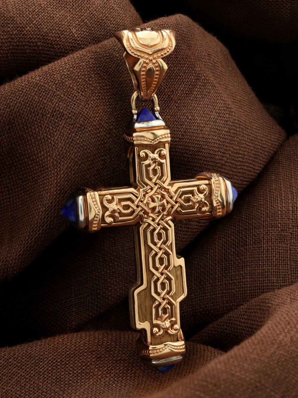 Крест из золота c лазуритом и железным деревом
