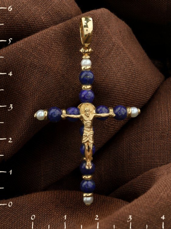 Крест из лимонного золота c жемчугом и лазуритом