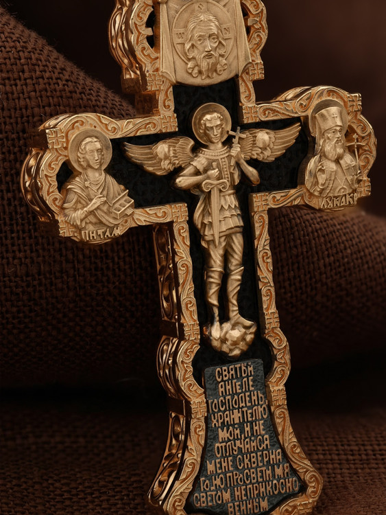 Крест из золота c эбеновым деревом