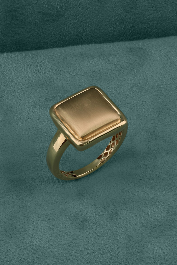 Кольцо из золота