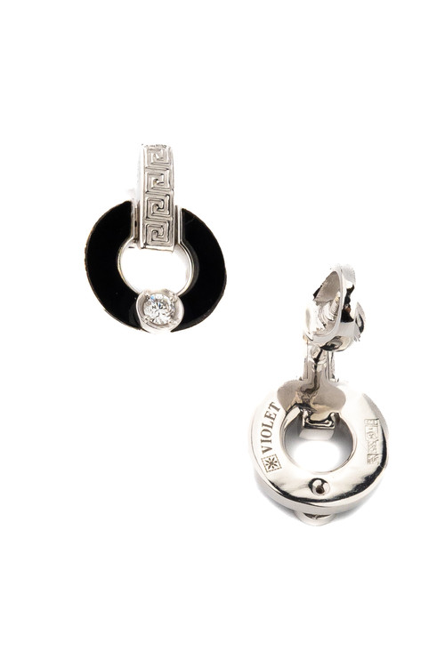 Серьги из белого золота c бриллиантами и ониксом