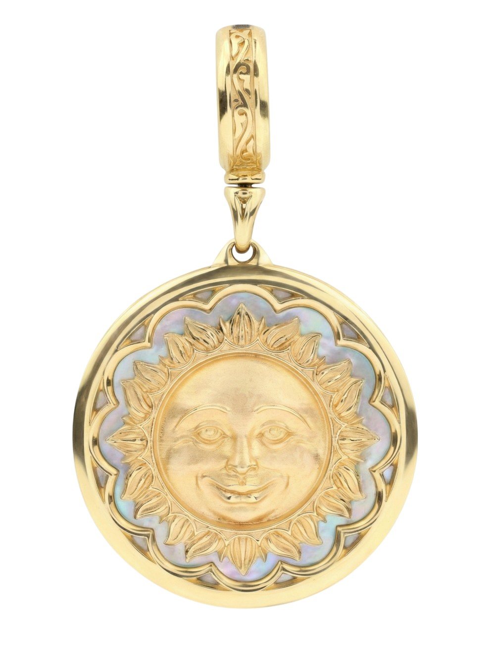 Подвеска из лимонного золота c перламутром