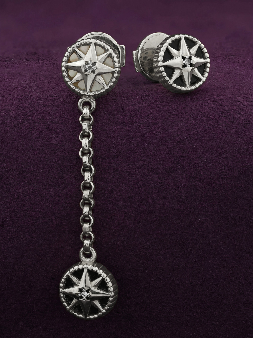 Серьги из белого золота c бриллиантами, ониксом и перламутром