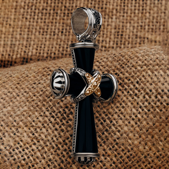 Крест из серебра и золота c ониксом и рубином