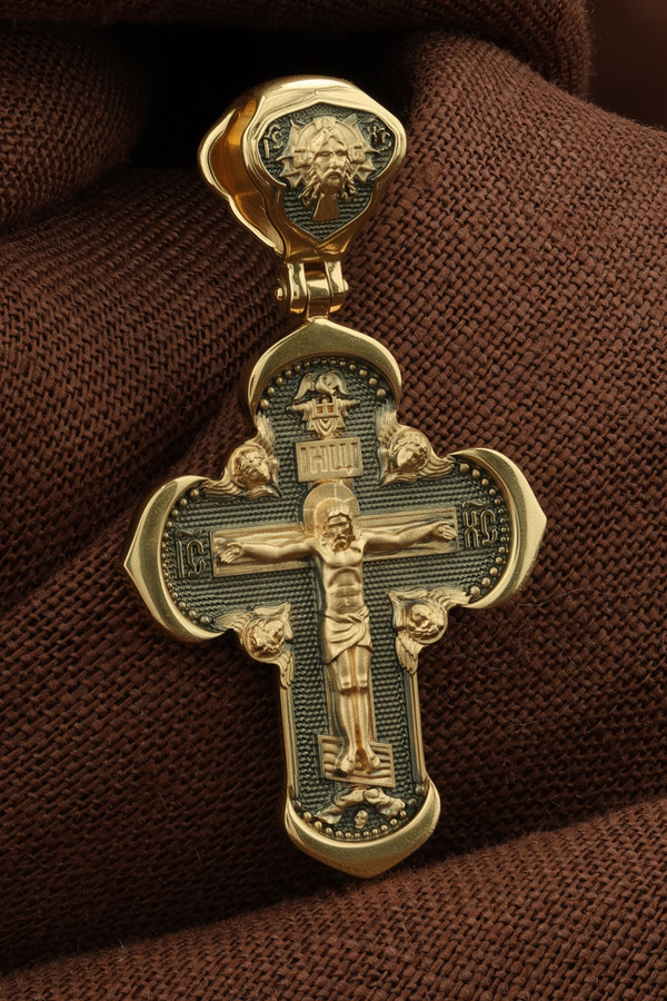 Крест из лимонного золота