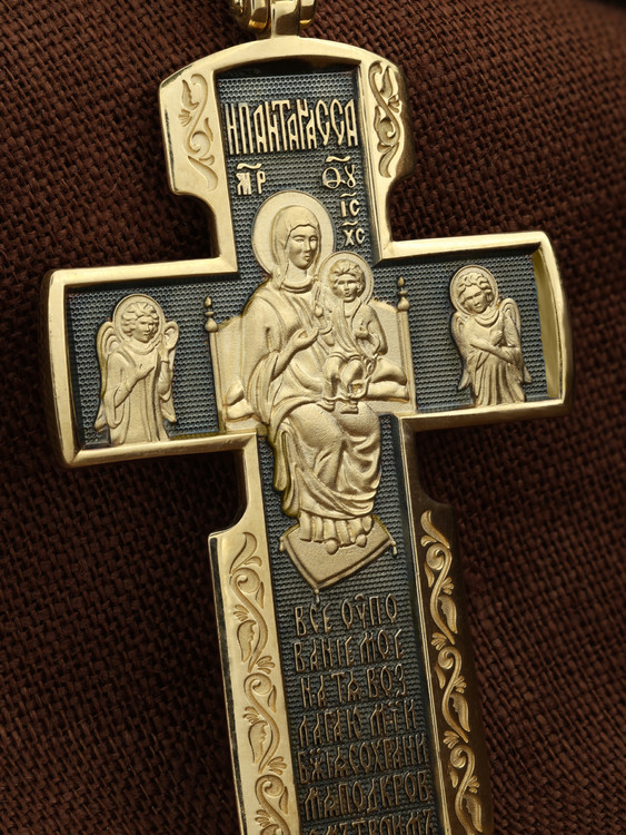 Крест из лимонного золота