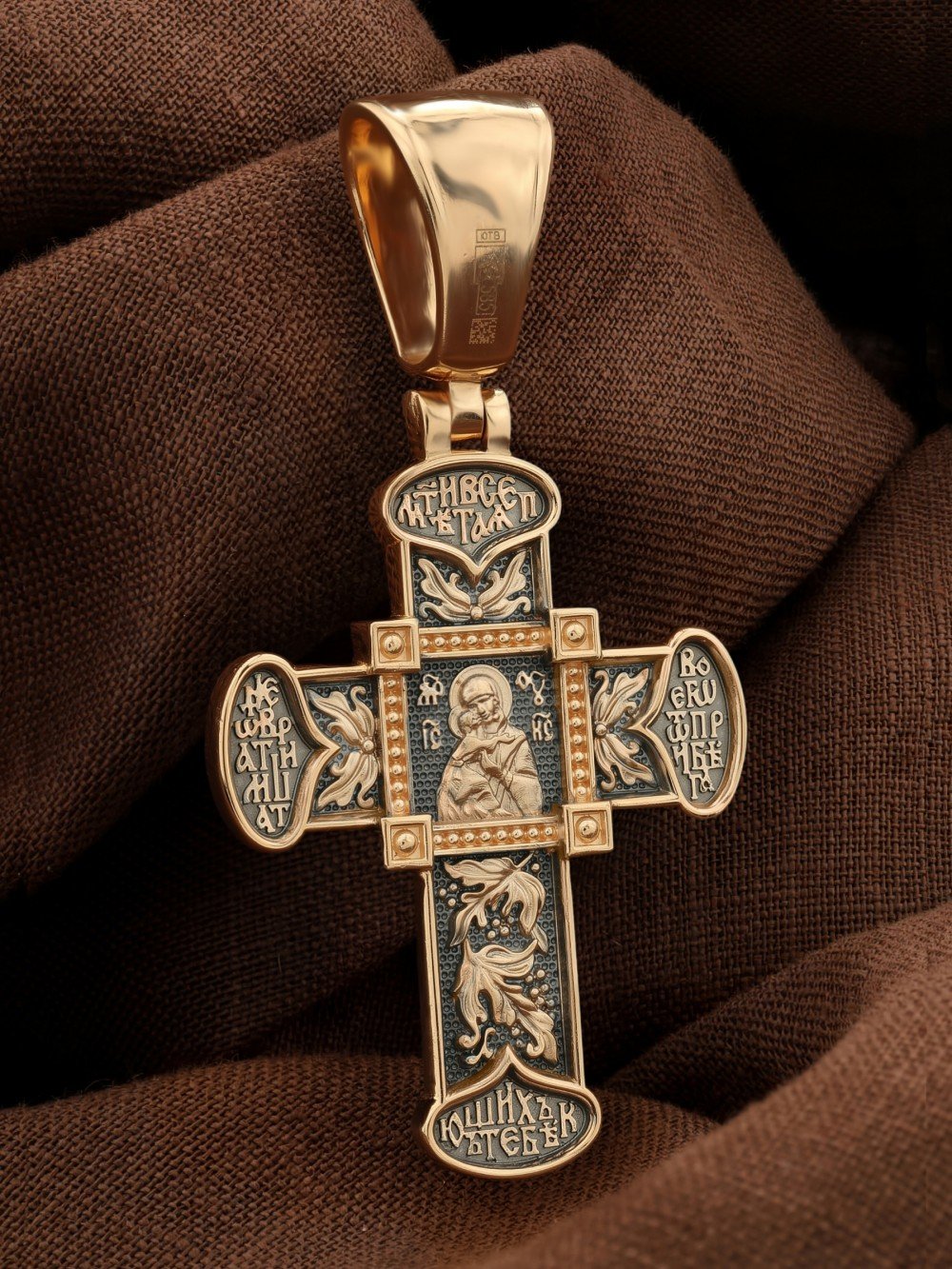 Крест из золота