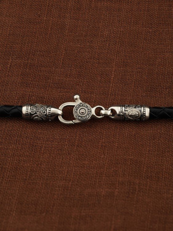 Гайтан из белого золота c кожаным шнурком