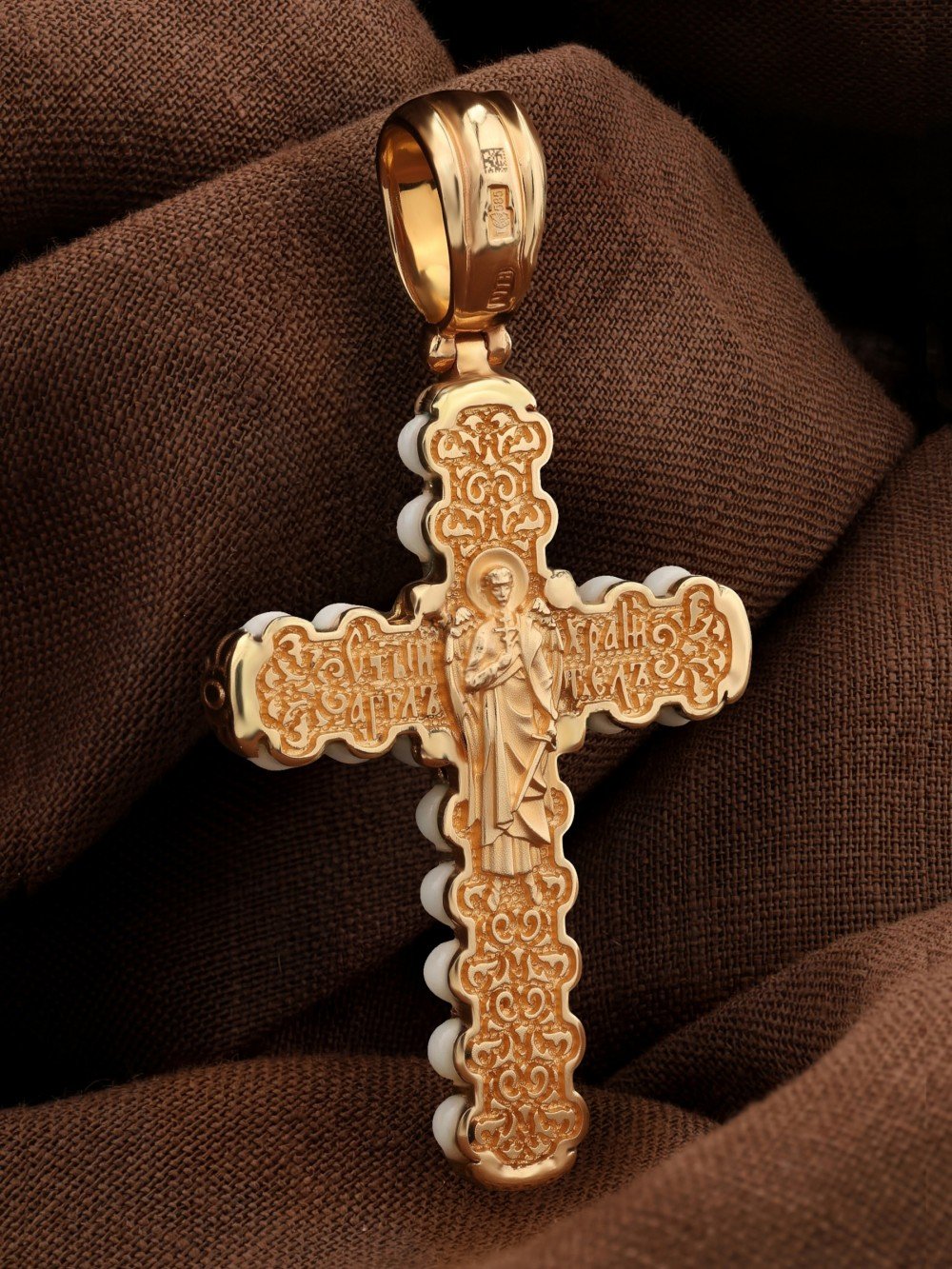 Крест из золота c кахолонгом