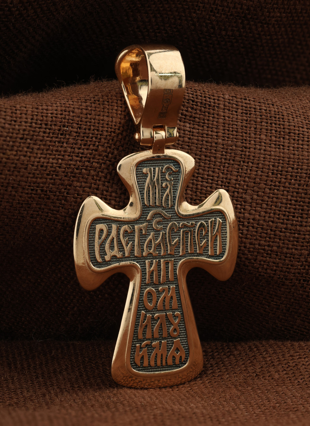 Крест из золота