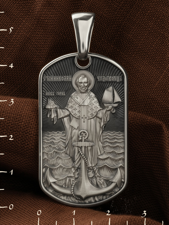 Образок из белого золота c эмаль