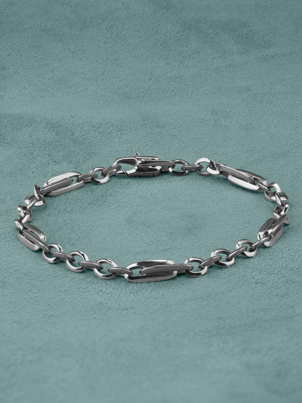 Браслет из белого золота