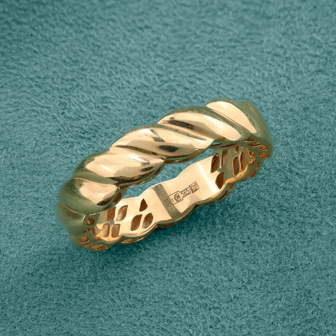 Кольцо из золота