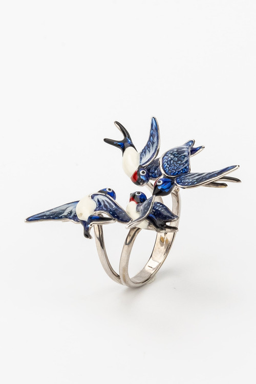 Кольцо из белого золота c эмаль