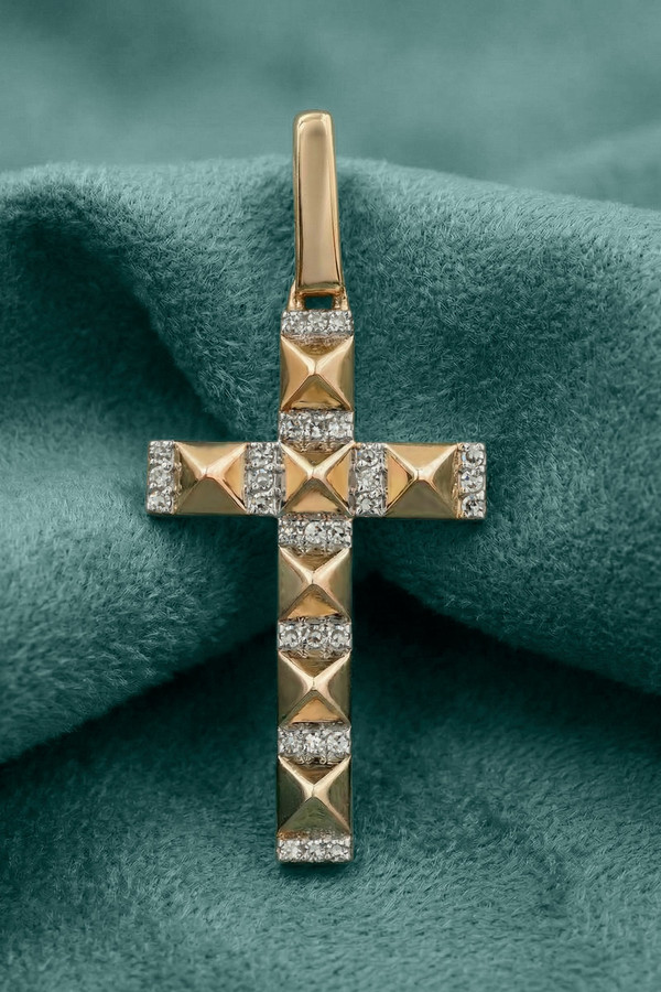 Крест из золота c бриллиантами