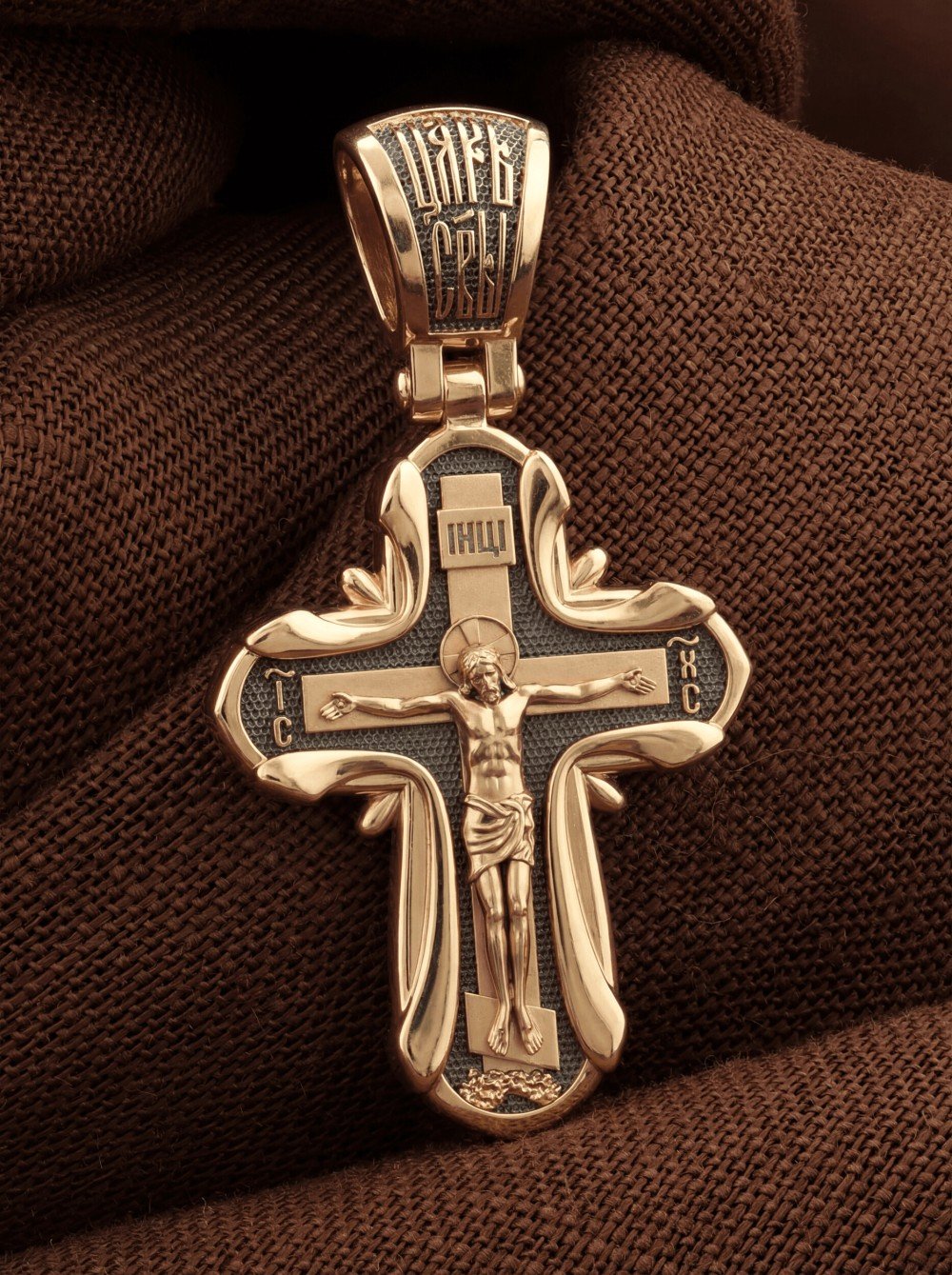 Крест из золота