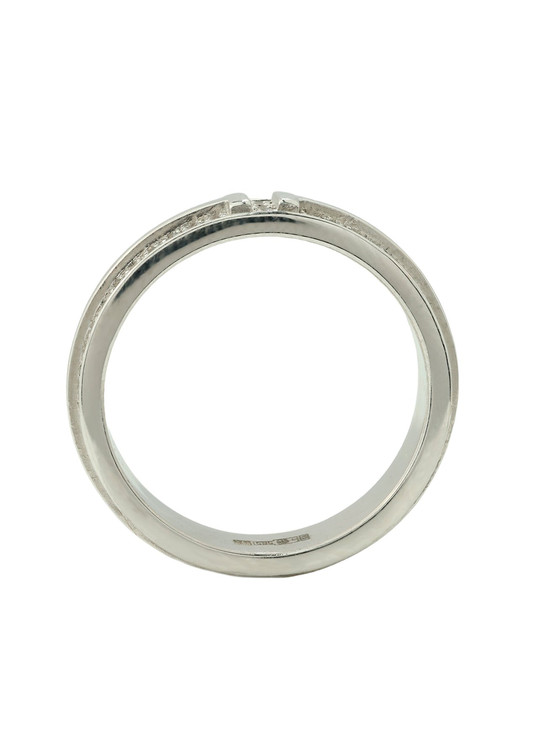 Кольцо из белого золота c бриллиантами