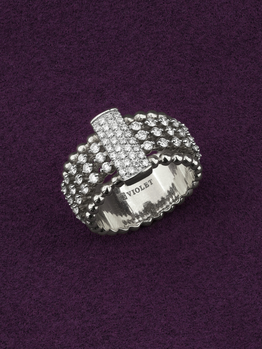 Кольцо из белого золота c бриллиантами