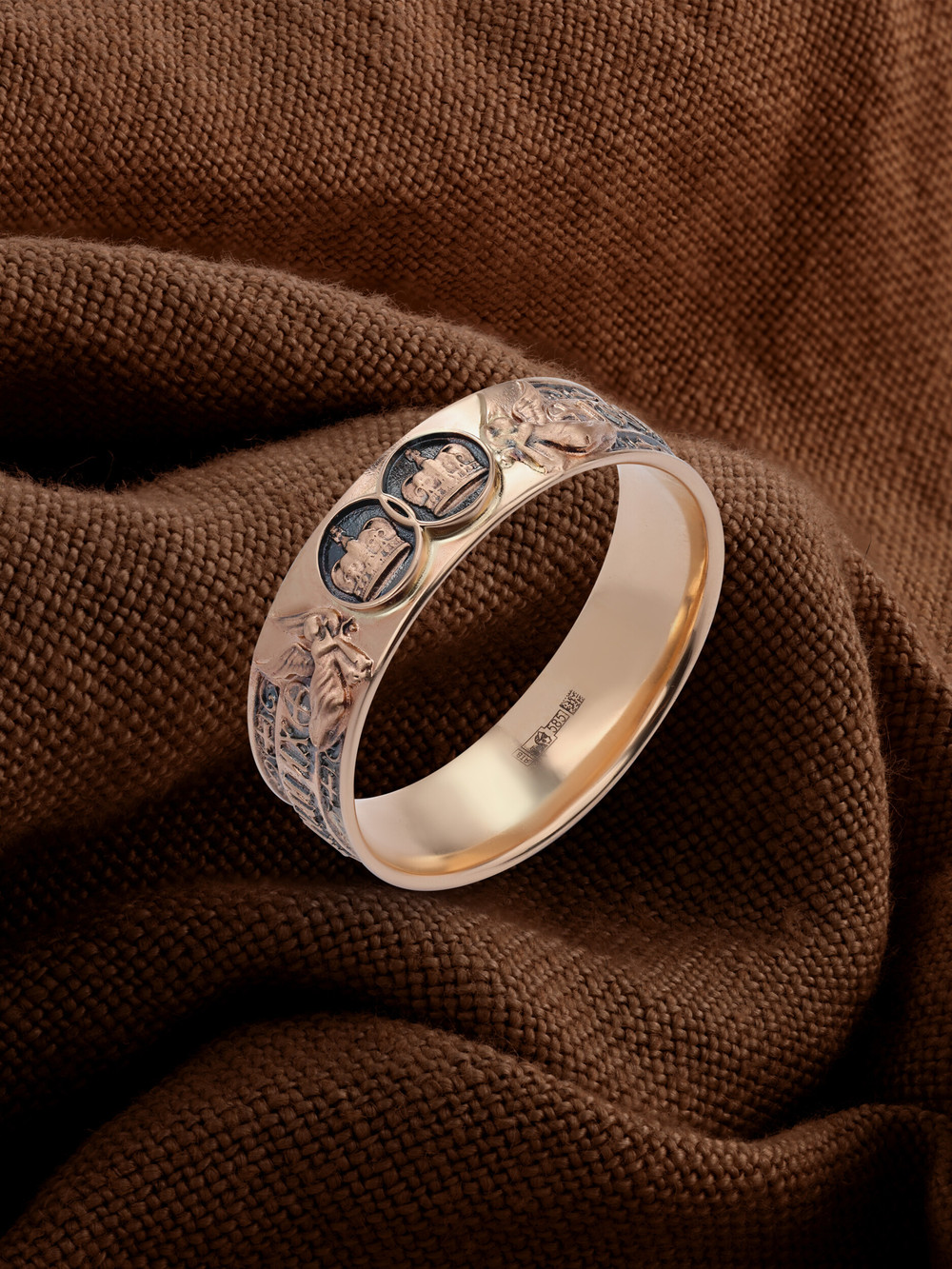 Кольцо из золота