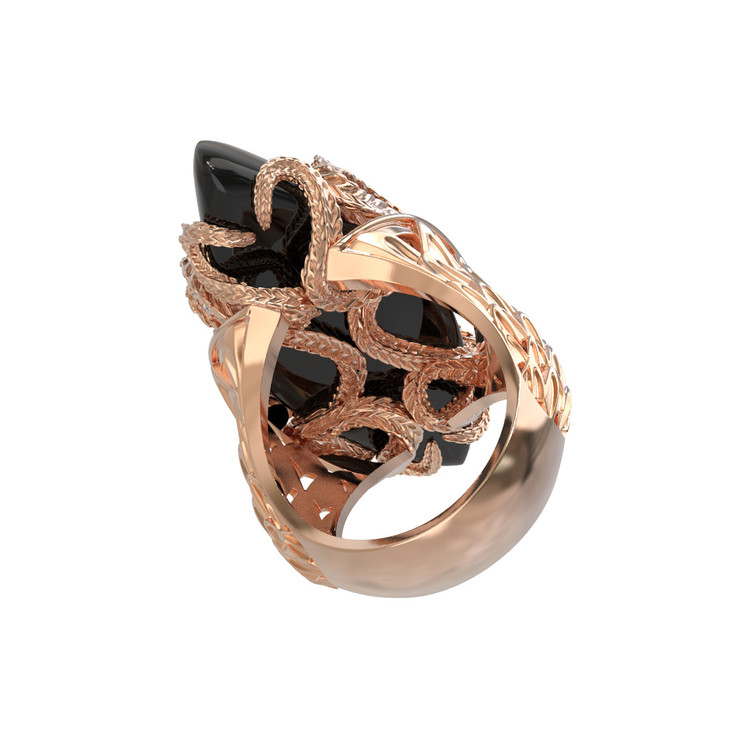 Кольцо из золота c бриллиантами и ониксом