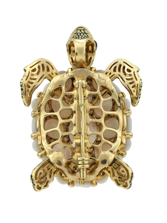 Брошь из лимонного золота c эмаль и перламутром
