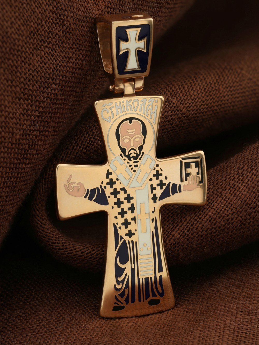 Крест из золота c эмаль