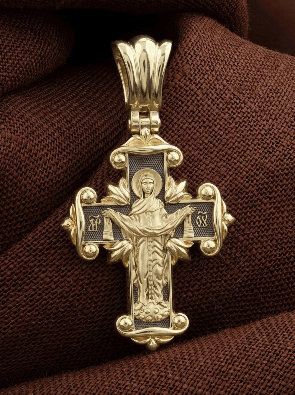 Крест из лимонного золота