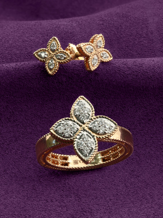 Серьги из золота c бриллиантами