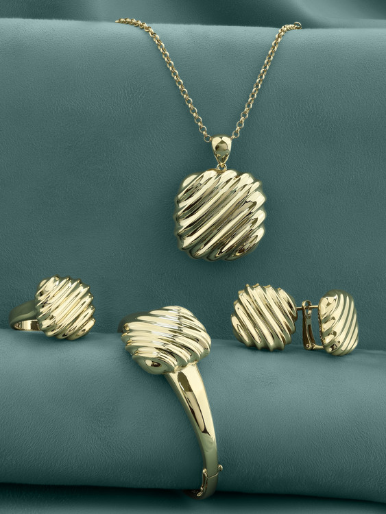 Браслет из лимонного золота