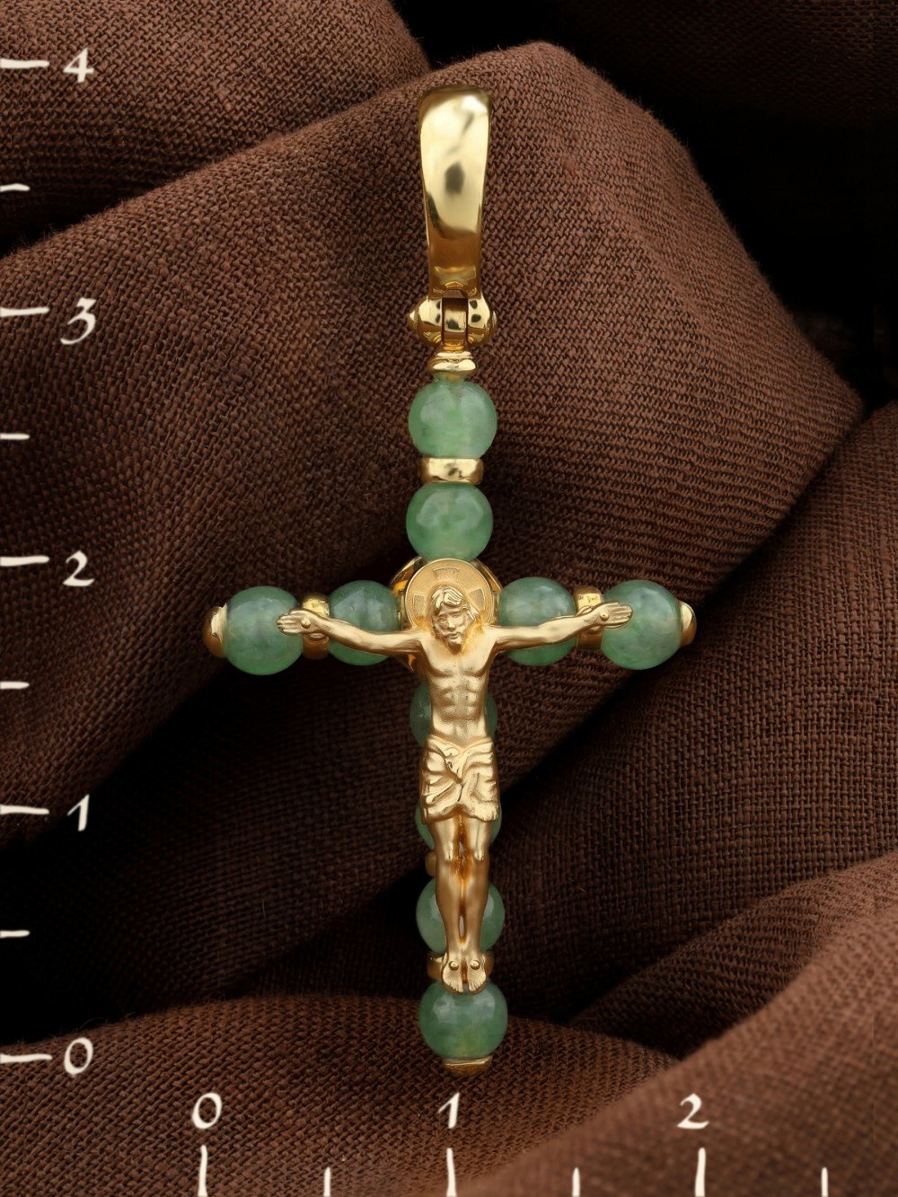 Крест из лимонного золота c нефритом