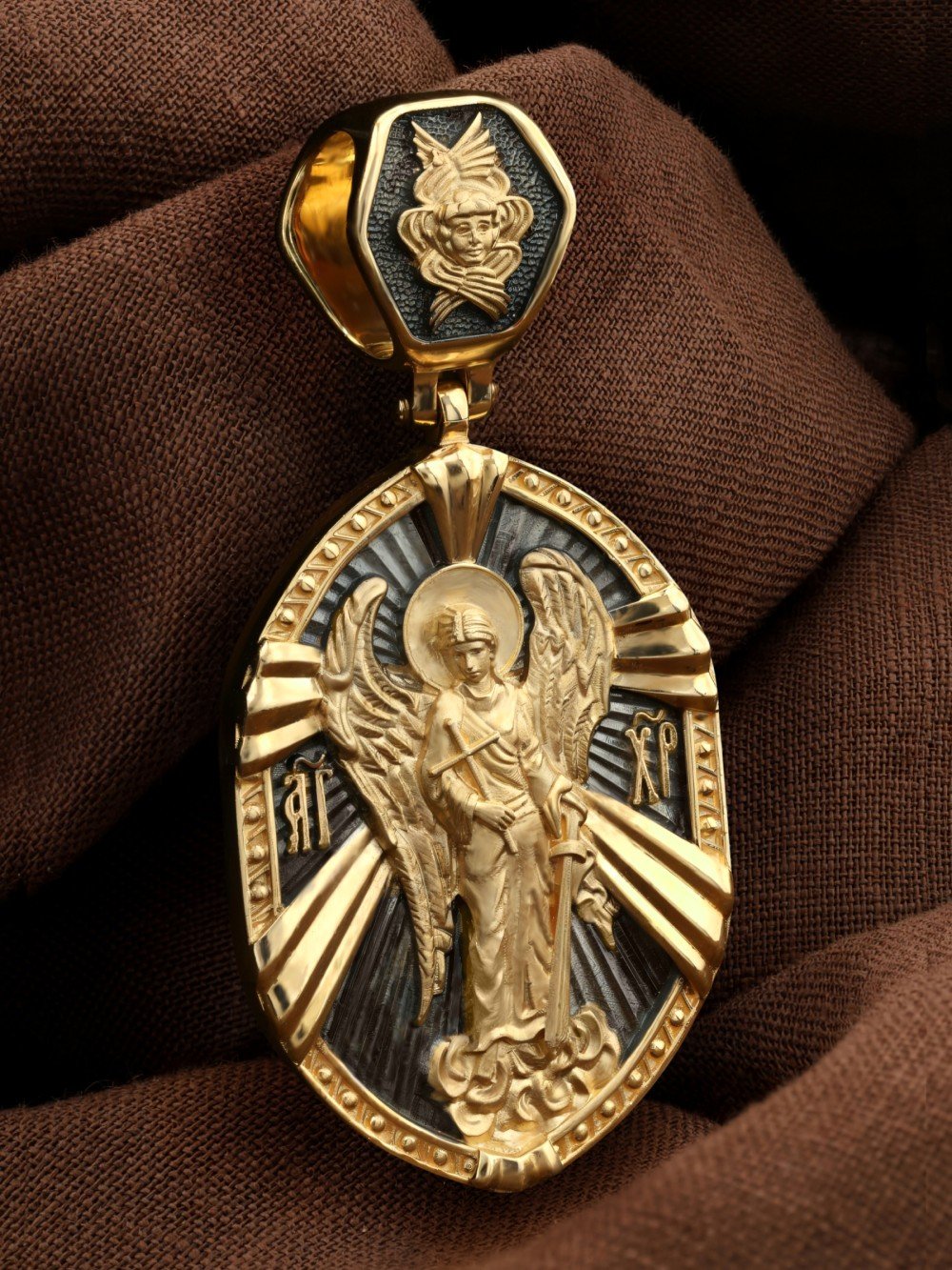 Образок из лимонного золота