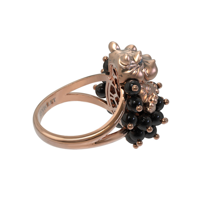 Кольцо из золота c эмаль и ониксом