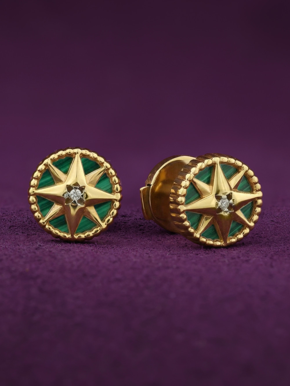 Серьги из лимонного золота c бриллиантами и малахитом