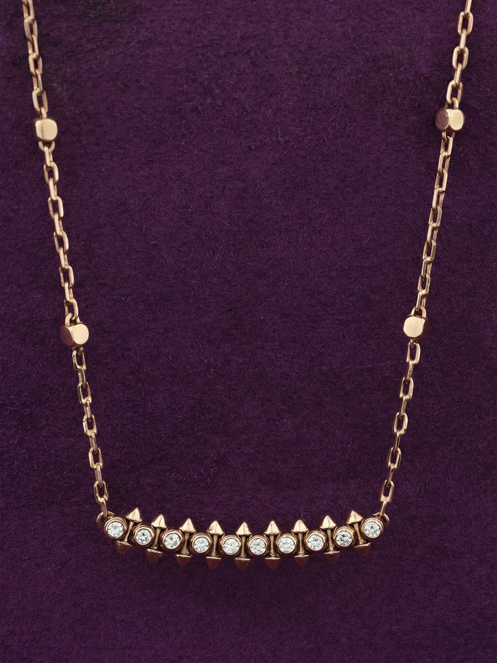 Колье из розового золота c бриллиантами