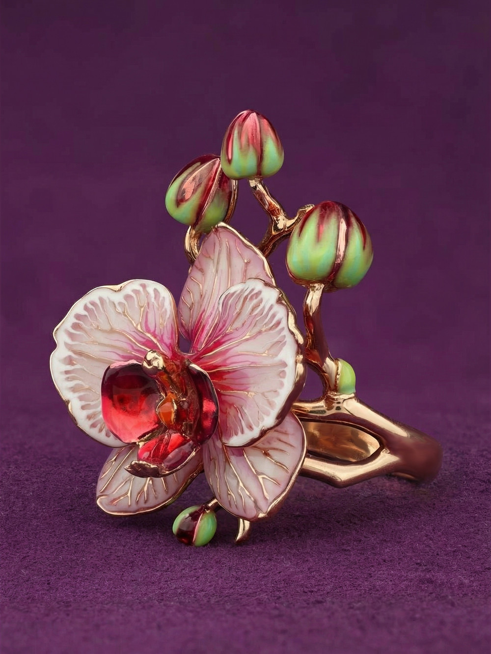 Кольцо из золота c эмаль