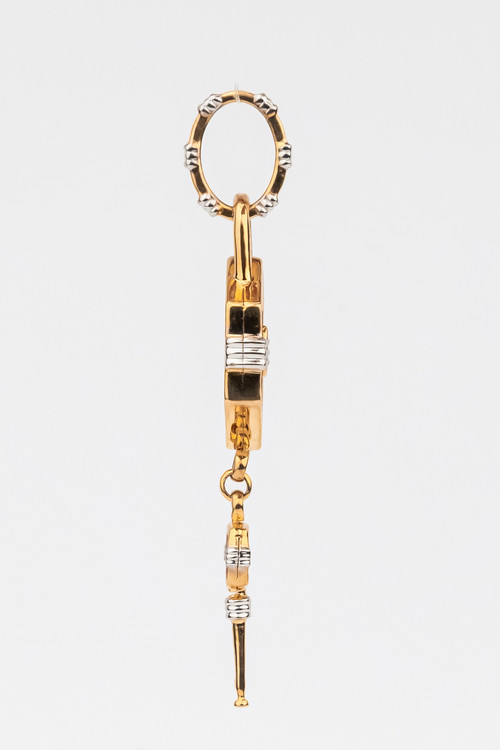 Подвеска из золота c ониксом и перламутром