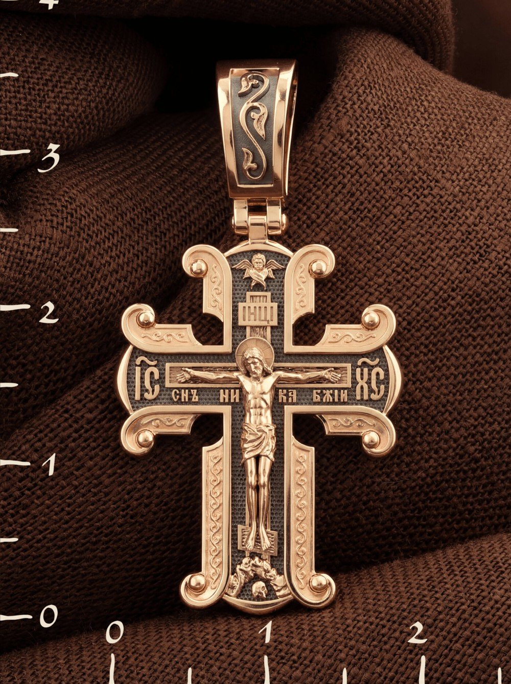 Крест из золота