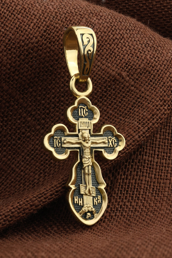 Крест из лимонного золота