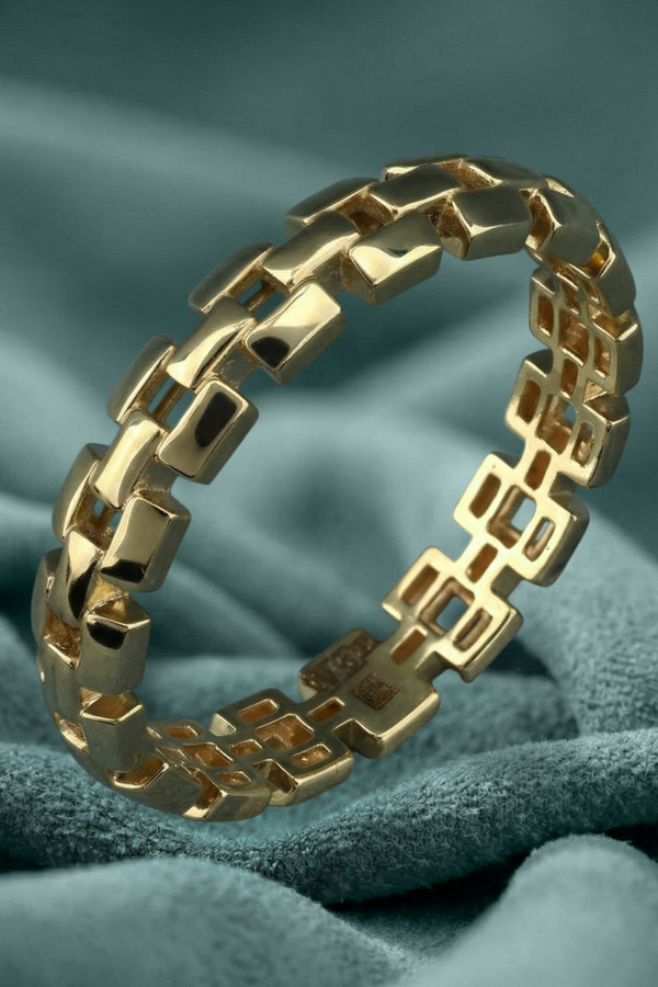 Кольцо из лимонного золота