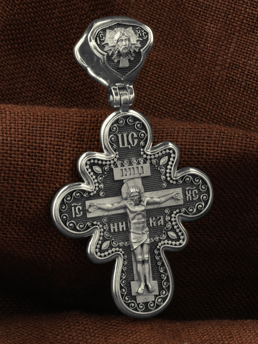 Крест из белого золота