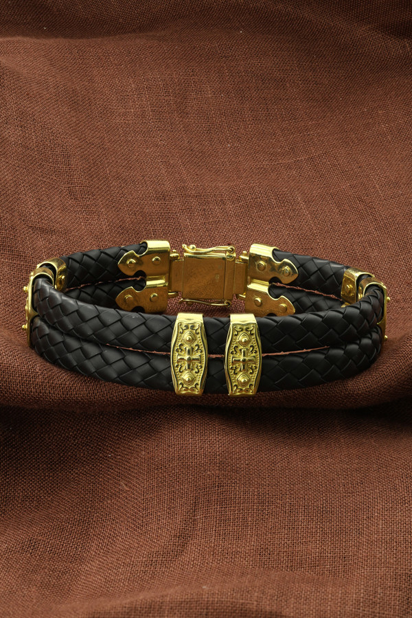 Браслет из лимонного золота c шнурком