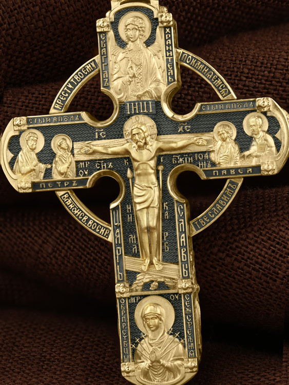 Крест из лимонного золота